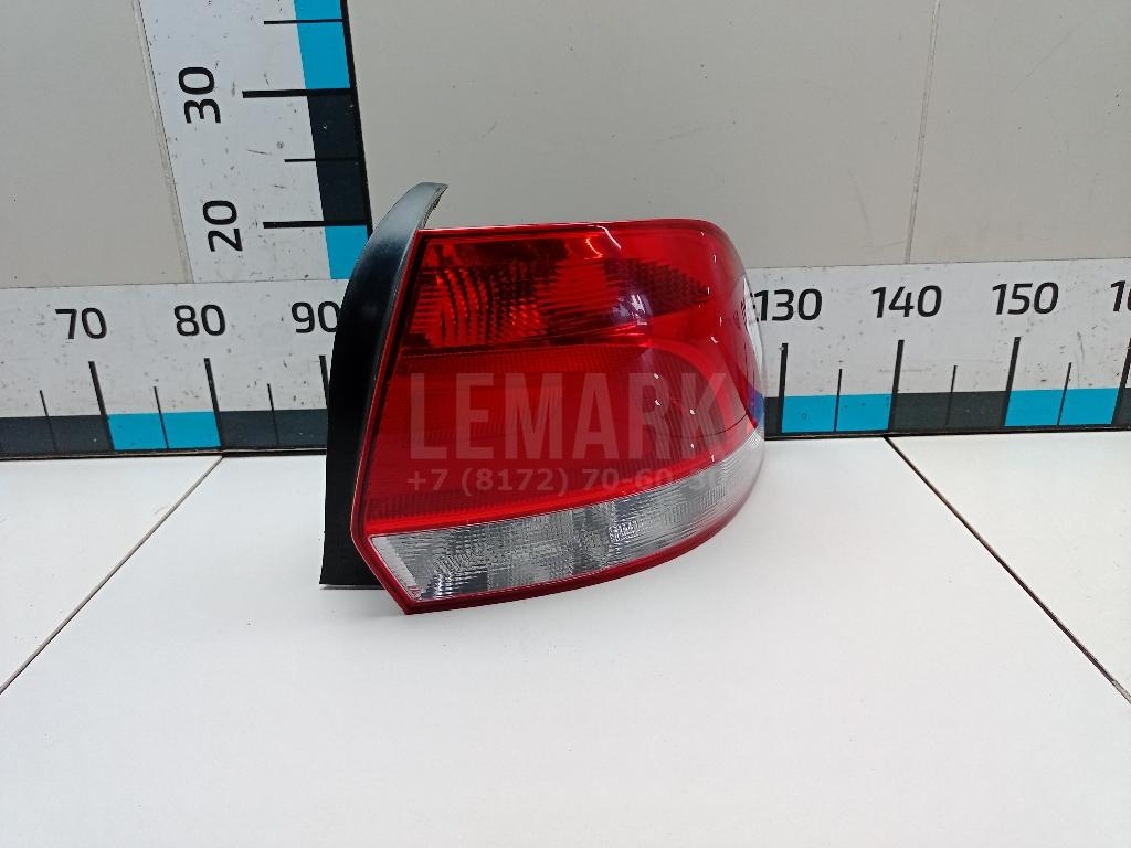 Фонарь задний правый 6RU945112D VAG
