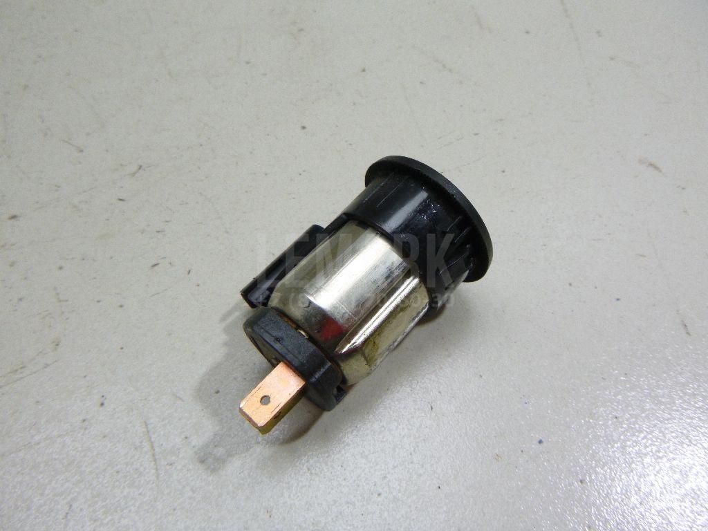 Гнездо прикуривателя F8RZ15055AA Ford