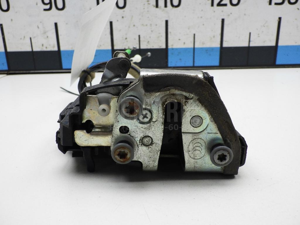 Замок двери задней левой 6906042021 Toyota