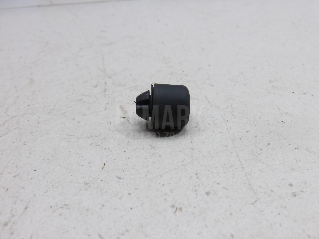 Отбойник капота 821911E000 Hyundai-Kia