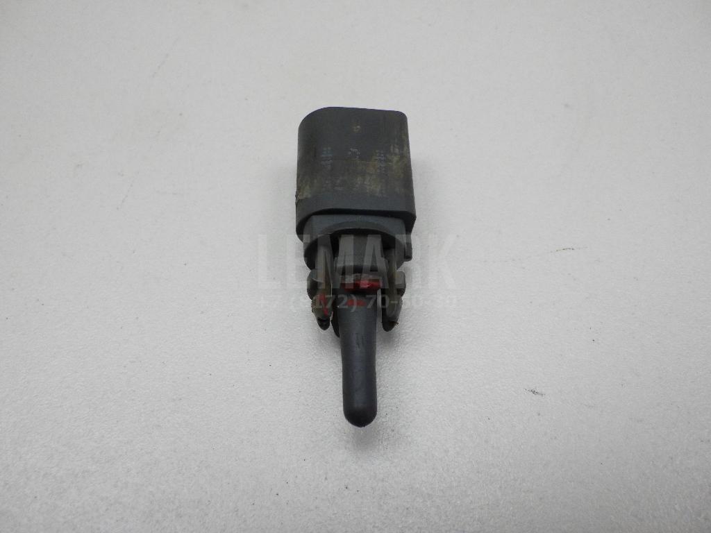 Датчик температуры воздуха 8Z0820535A VAG