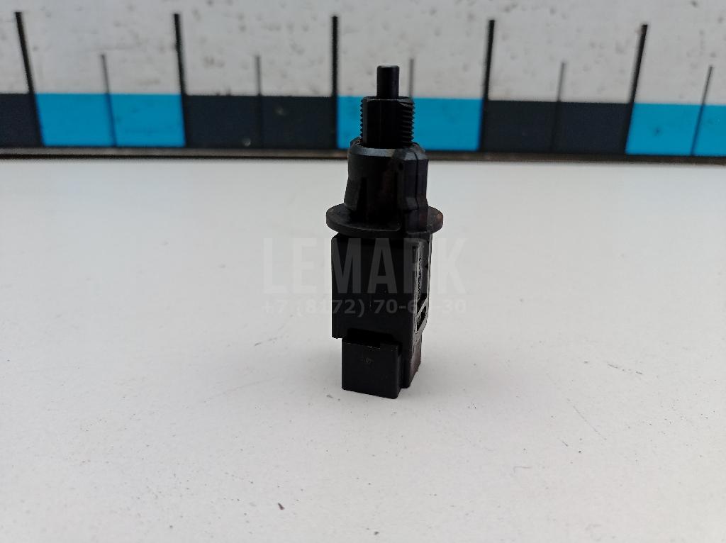 Датчик включения стопсигнала 253204M400 Nissan