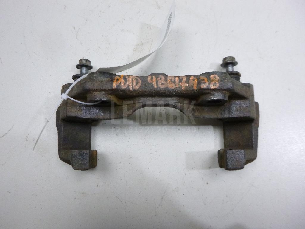 Скоба суппорта переднего 6RF615125 VAG