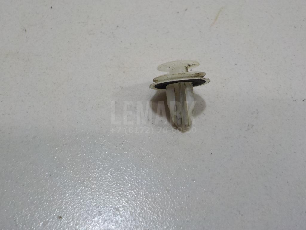 Крепеж (клоп) 9046709206 Toyota