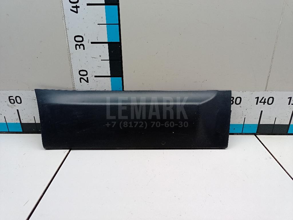 Накладка двери задней правой 82870JD00A Nissan