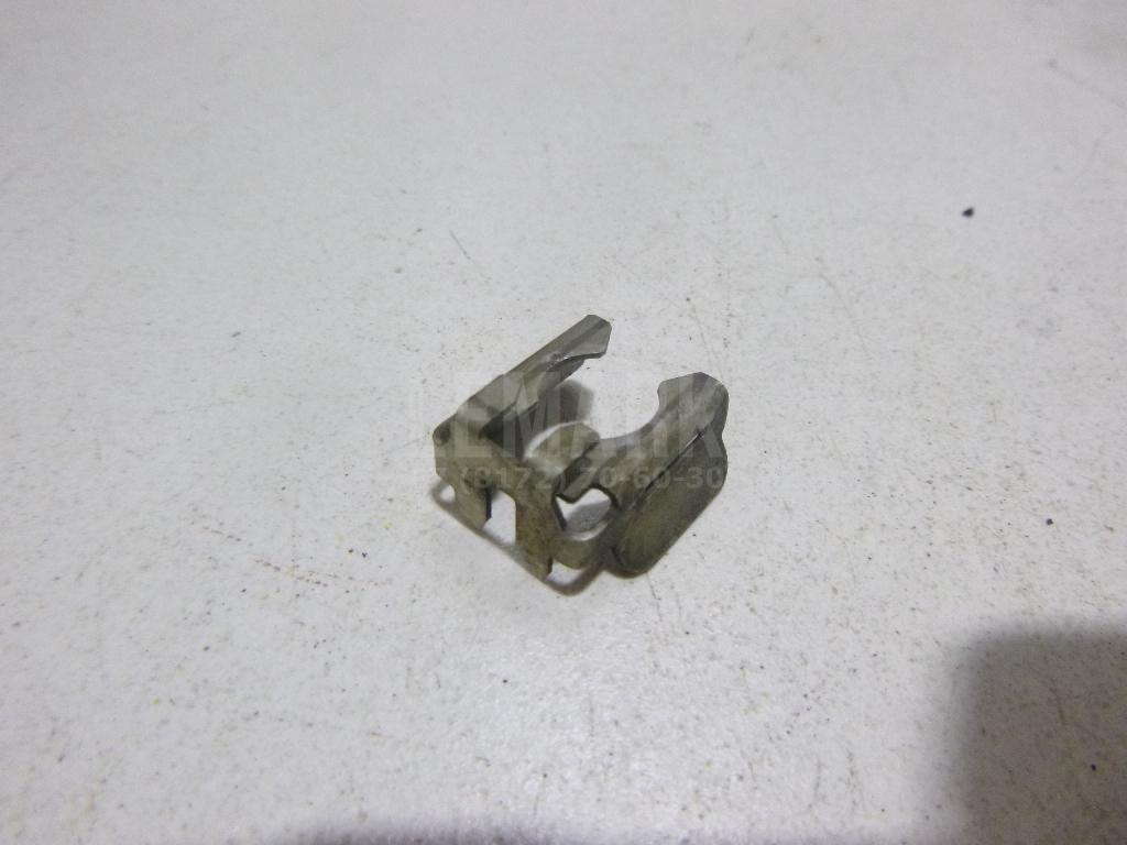Крепеж форсунки 817934 GM