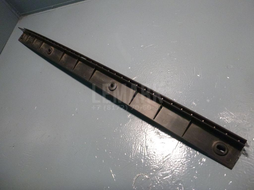 Направляющая заднего бампера 1U9807863 VAG