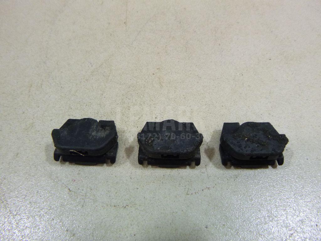 Крепеж (клоп) 0155305233 Nissan