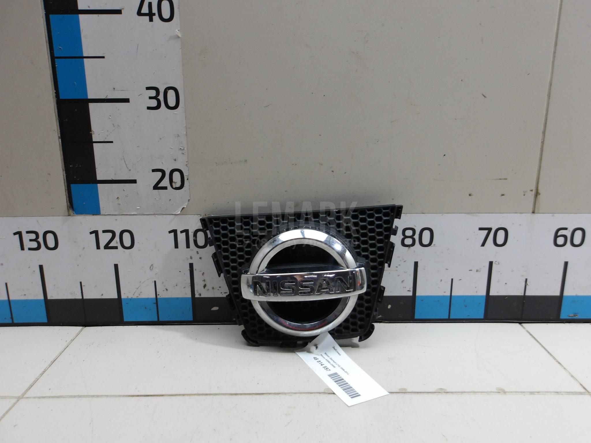 Эмблема 62890JD000 Nissan