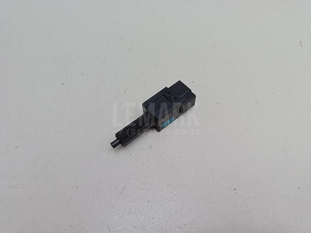 Датчик включения стопсигнала 253204M400 Nissan