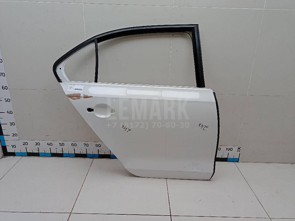 Дверь задняя правая 5C6833056A VAG