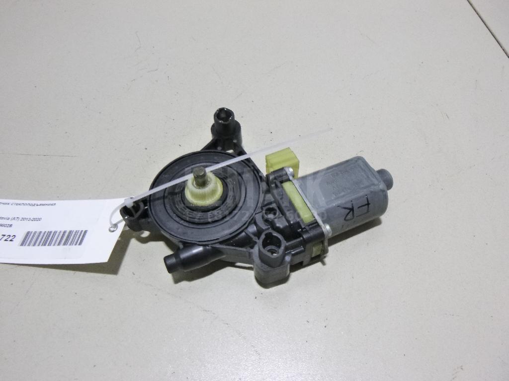 Моторчик стеклоподъемника 5Q0959802B VAG