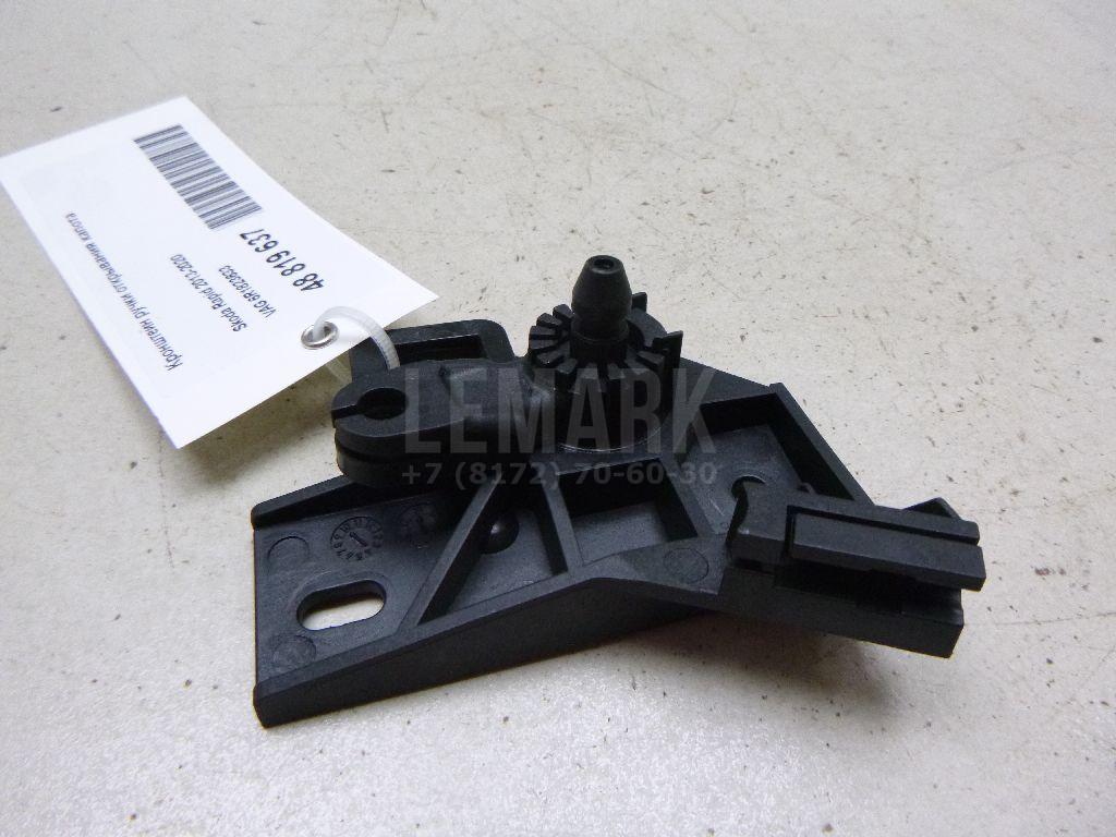 Кронштейн ручки открывания капота 6R1823633 VAG
