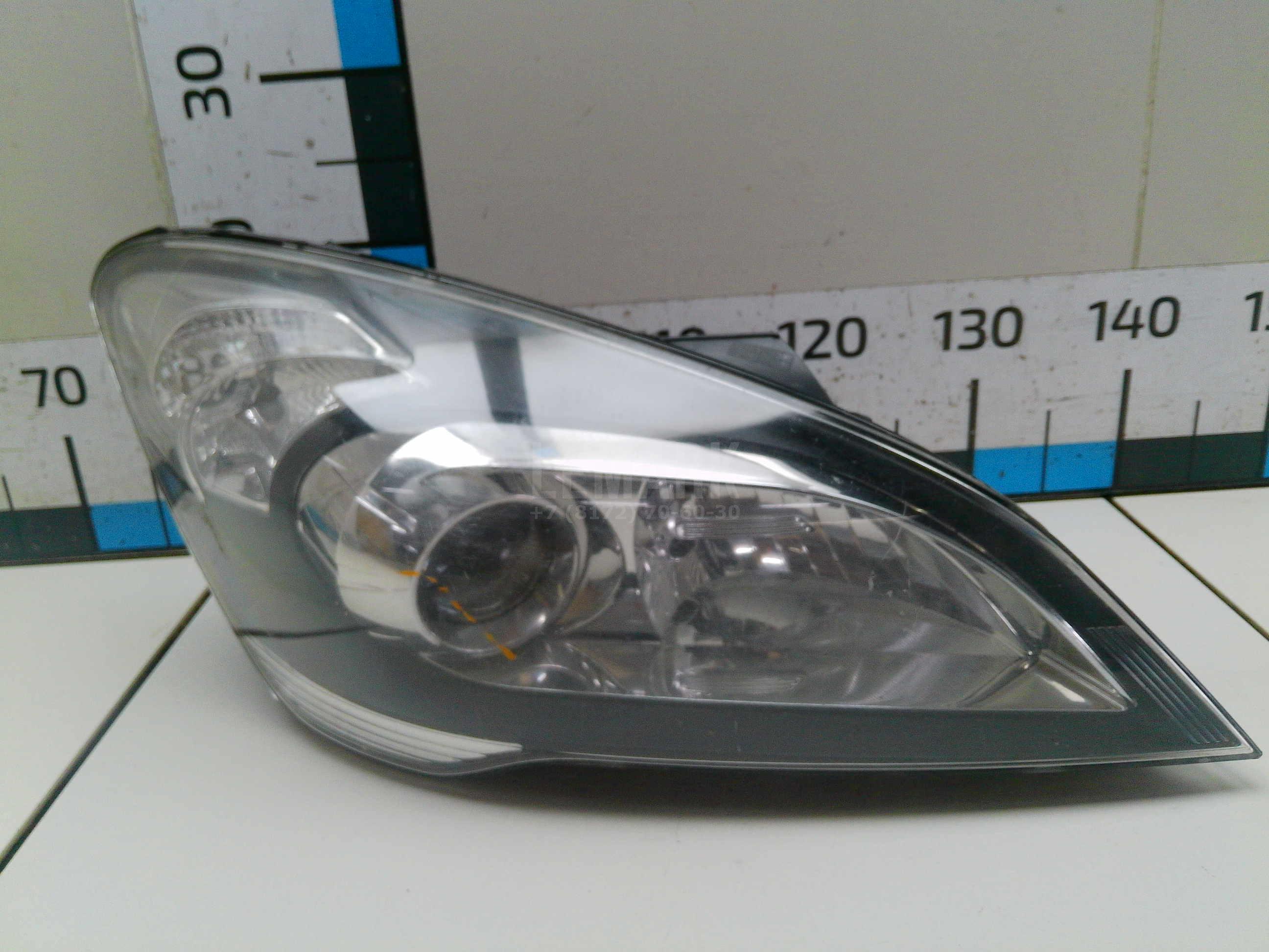 Фара правая 921021H070 Hyundai-Kia