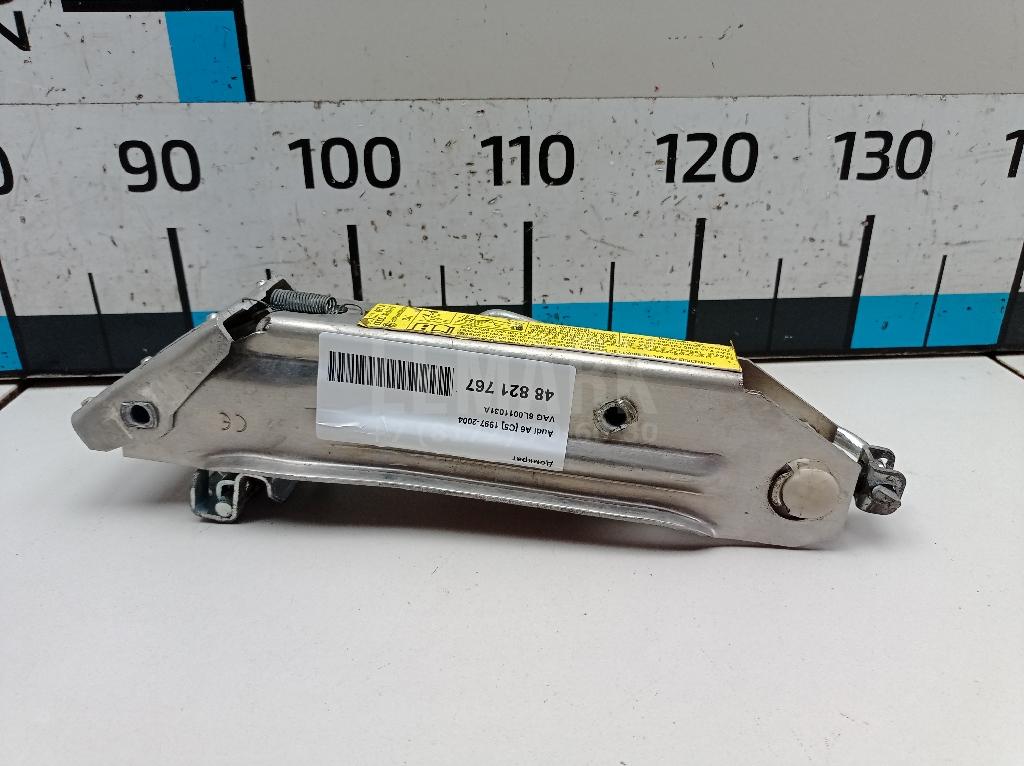 Домкрат 8L0011031A VAG