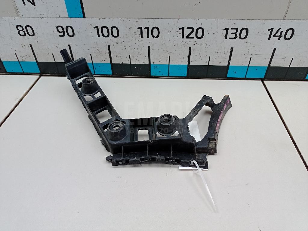 Кронштейн заднего бампера правый 5K6807394C VAG