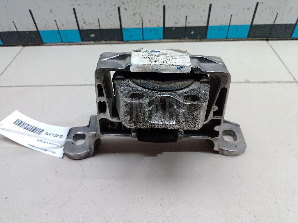 Опора двигателя правая 1811464 Ford