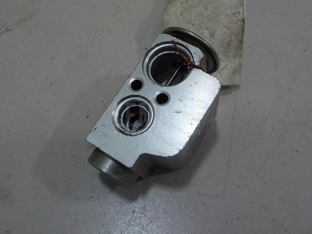 Клапан кондиционера 7P0820679A VAG