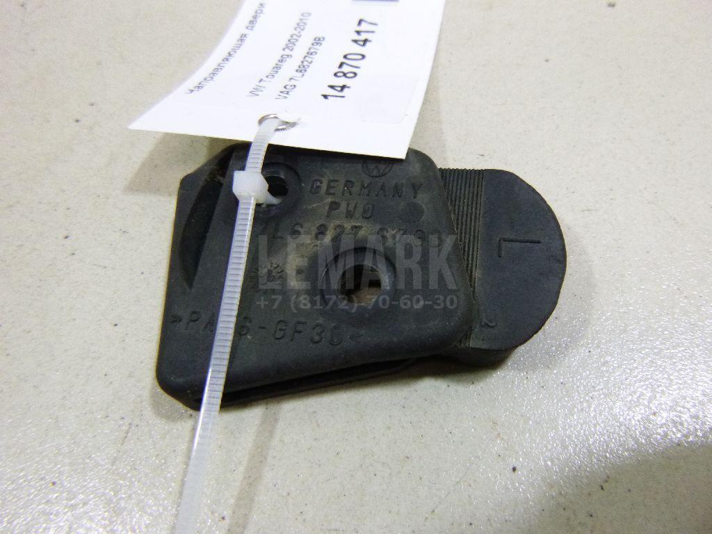 Направляющая двери багажника 7L6827679B VAG