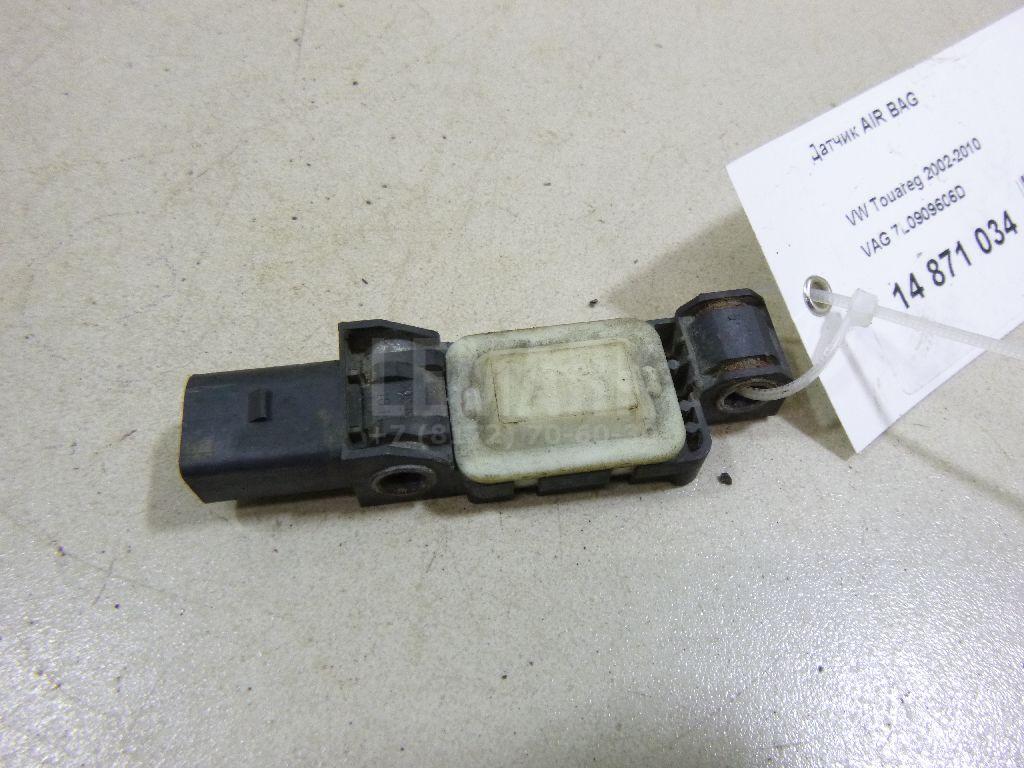 Датчик AIR BAG 7L0909606D VAG