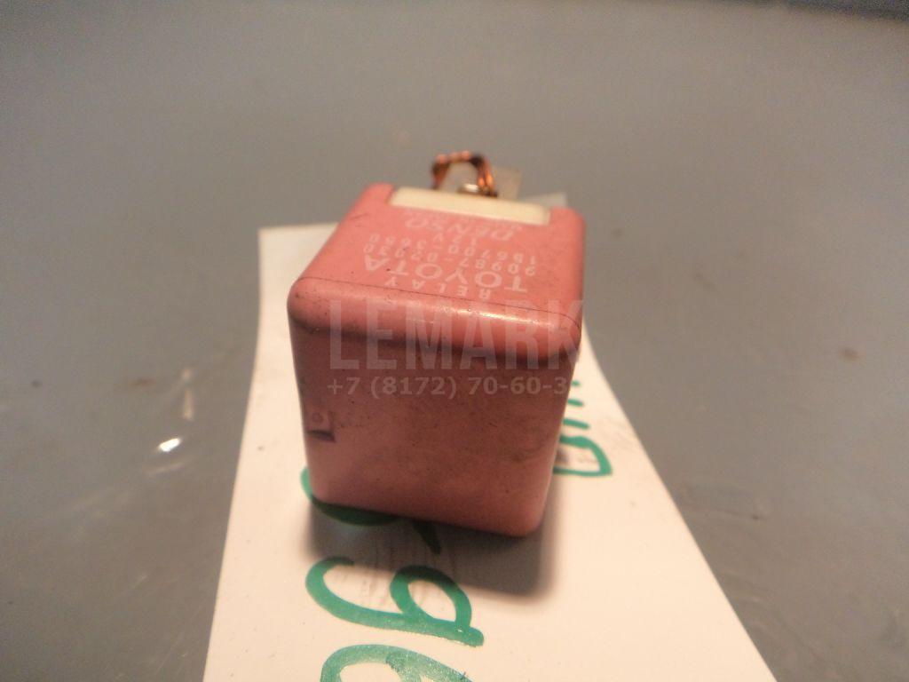 Реле 9098702030 Toyota