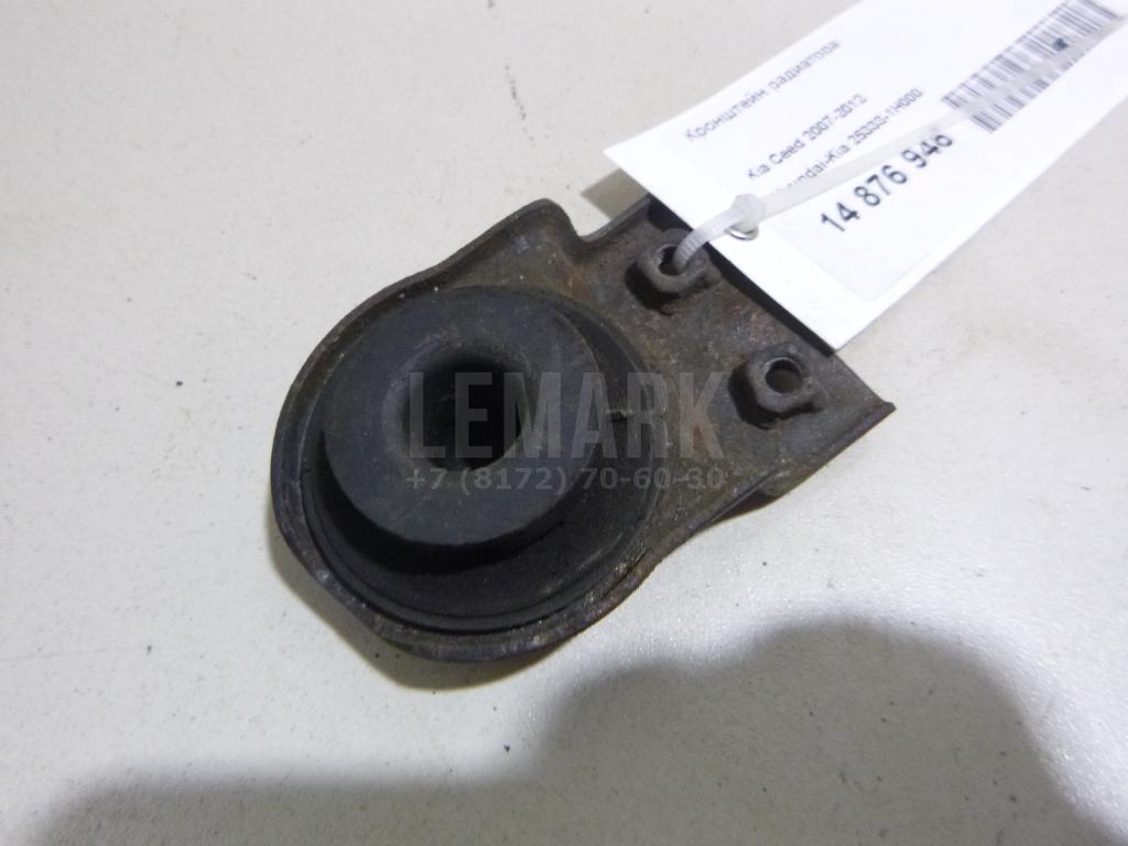 Кронштейн радиатора 253331H000 Hyundai-Kia