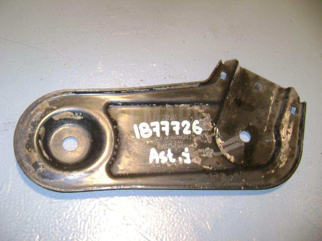 Кронштейн (п.п.к.) 13266388 GM