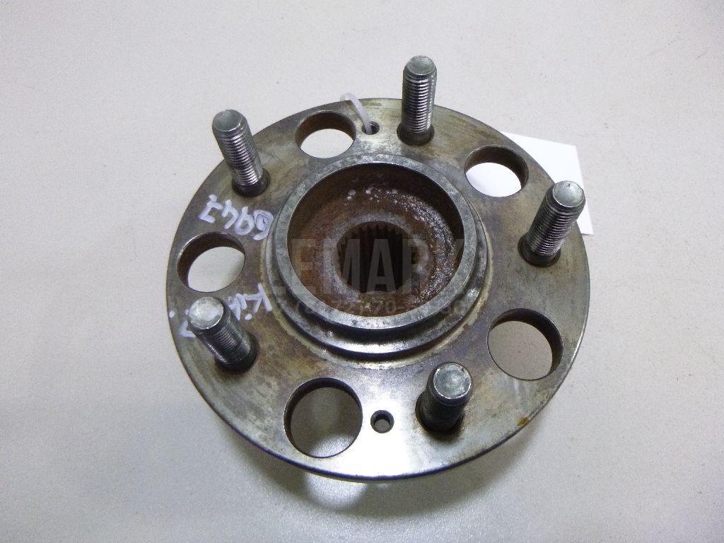 Ступица задняя 527102E500 Hyundai-Kia