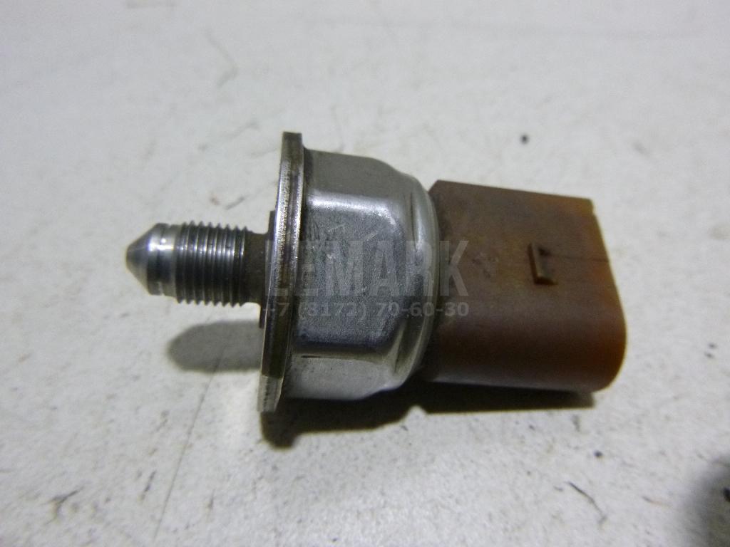 Датчик давления топлива 03C906051H VAG