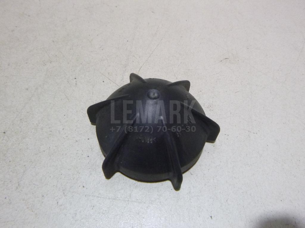 Пыльник гайки заднего амортизатора 6R0512135 VAG