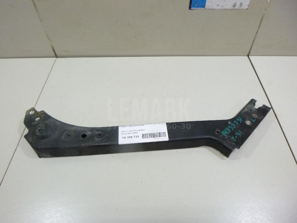 Элемент передней панели 62513JG00A Nissan