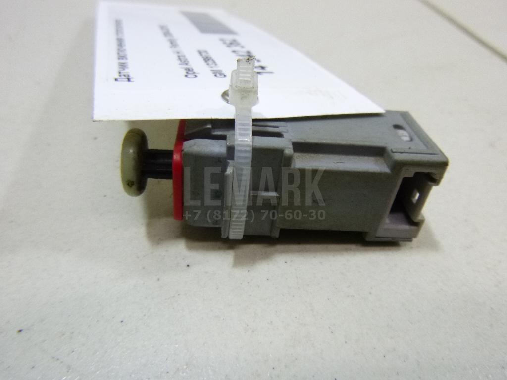 Датчик включения стопсигнала 13299720 GM