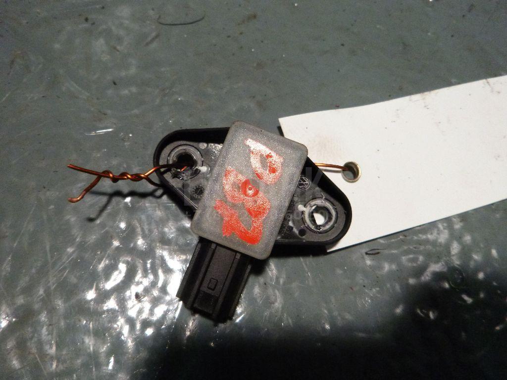 Датчик AIR BAG 5N0959354C VAG