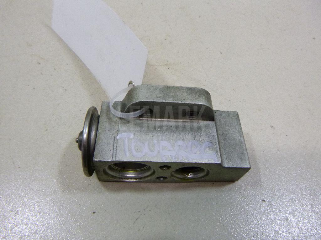 Клапан кондиционера 7L0820679 VAG