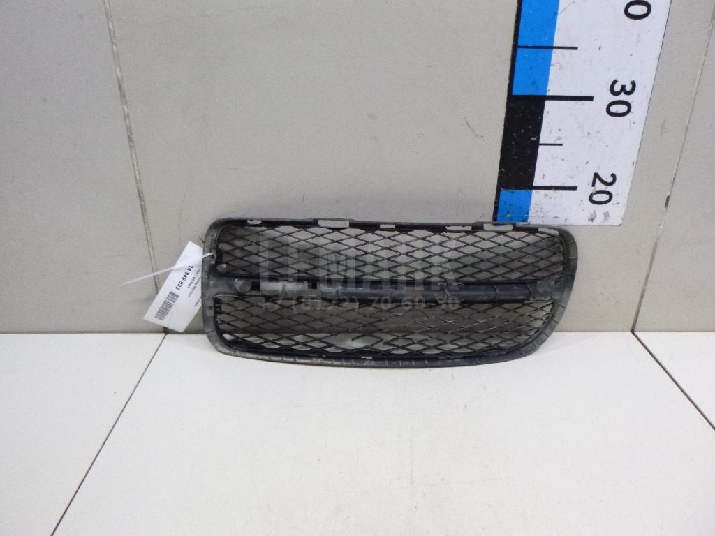 Решетка в бампер левая 7L6853665A VAG