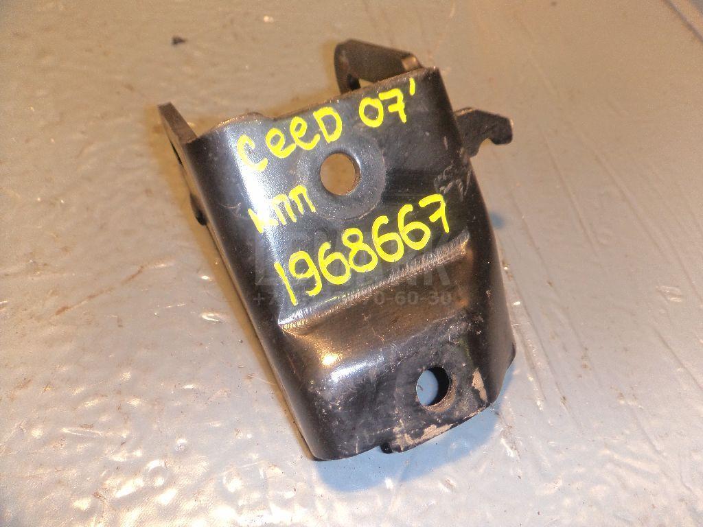 Кронштейн КПП 4317523310 Hyundai-Kia