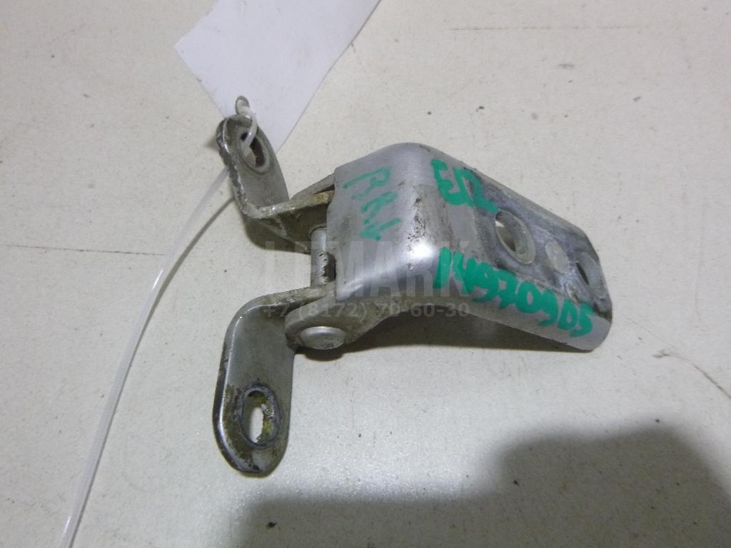 Петля двери задней правой нижняя 6877052030 Toyota