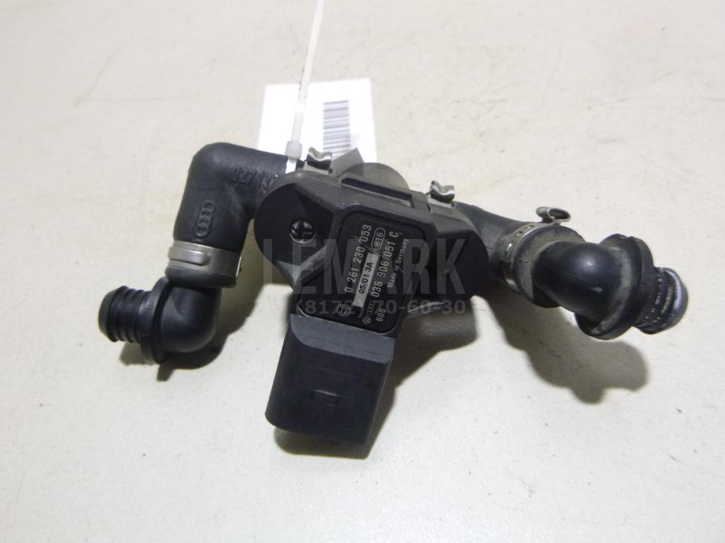 Трубка вакуумная 4B1611931AC VAG