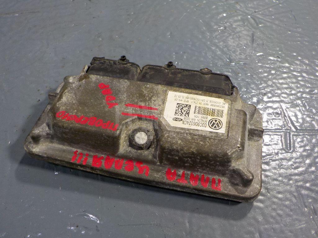 Блок управления двигателем 03C906024CN VAG