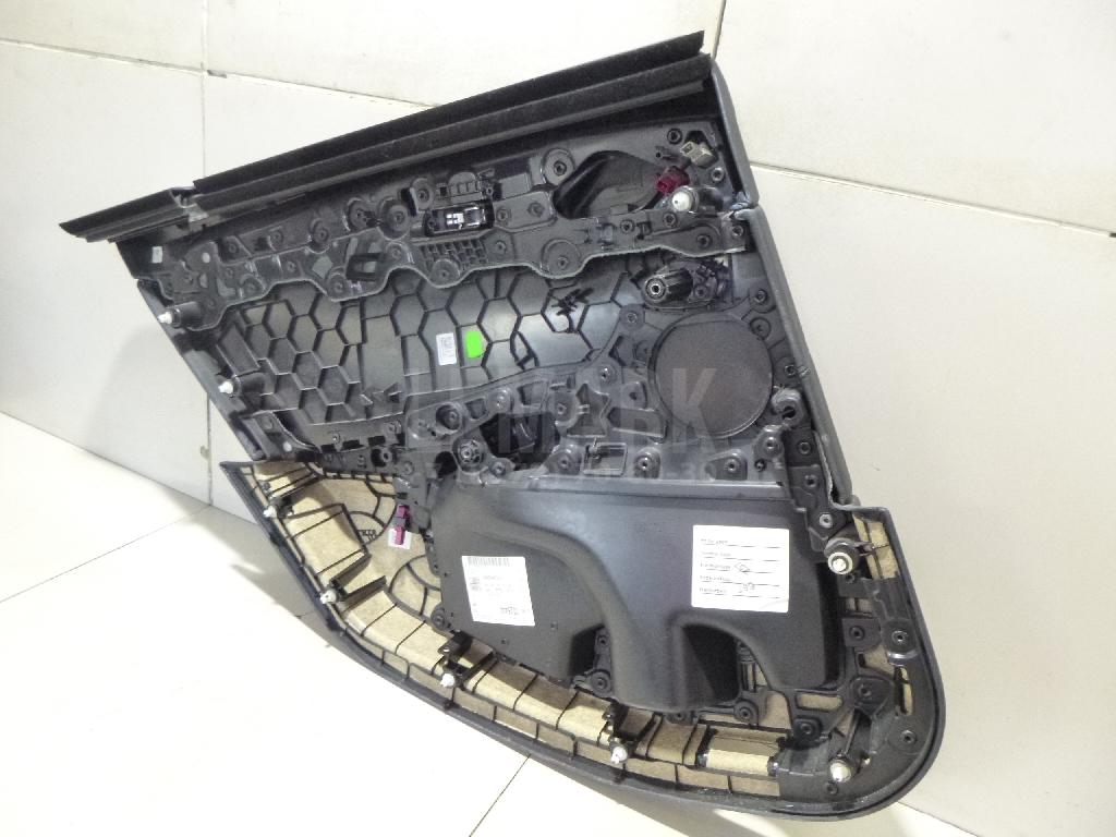 Обшивка двери задней правой для  Audi A3 [8V] 2013-2020