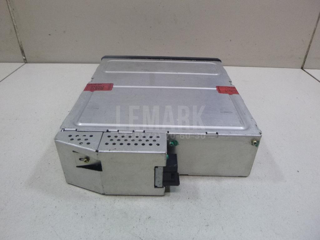 Чейнджер компакт дисков для  Audi V8 1988-1994