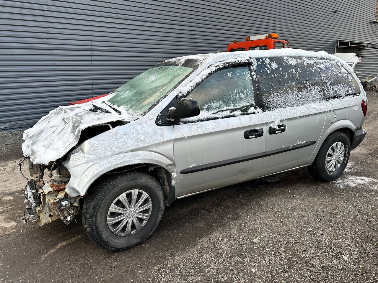 Chrysler Voyager/Caravan (RG/RS) 2000-2008 в разборе